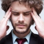 こめかみにできるニキビの原因と今日からできる対策を紹介