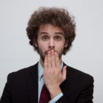 口周りにできるニキビの原因ってなに?【考えられる複数の要因】