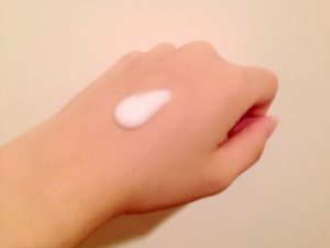 乳液でニキビが悪化することはある？塗らない方が良いの？