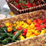 炎症したニキビはどうすれば抑えられる?【ニキビに良い化粧水や食品とは】