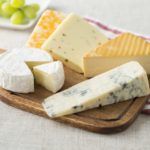 チーズはニキビに良いの?悪いの?チーズにどんな効果がある?