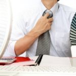 汗をかいてそのままにしていない?汗が原因でニキビができる理由とは