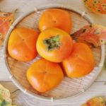 秋の味覚『柿』は栄養満点!ニキビなどの肌荒れに悩む人は食べてみて!