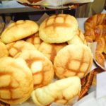 毎日のパンがニキビの原因だった!それでもパンを食べたい人はどうすれば良い?