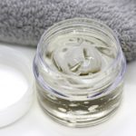 ヒアルロン酸はニキビの原因になることはある？ヒアルロン酸の効果とは？