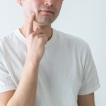 見るからに悪化してそうな紫色のニキビの原因はなに？治療法はある？